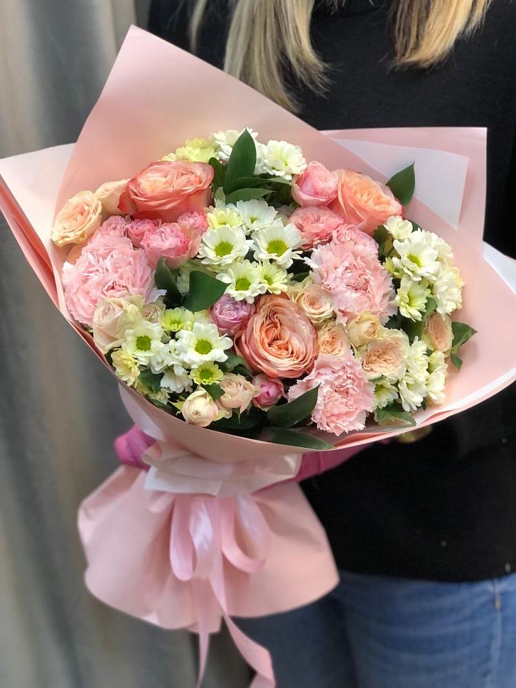 Букет цветов из: Гвоздики, Розы и Хризантемы в Красном Яре Астраханской области