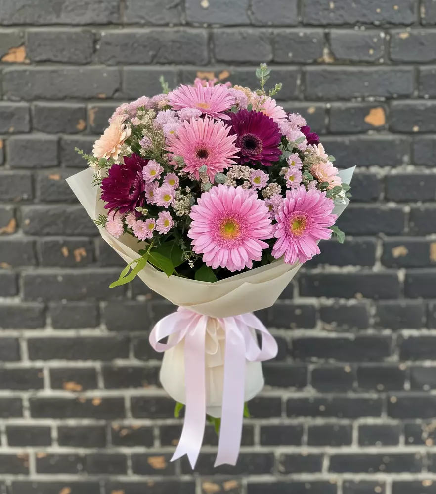 Букет цветов из: Герберы и Хризантемы в Красном Яре Астраханской области