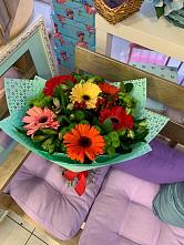 Букет цветов из:  Герберы, Хризантемы и Альстромерии #REPLACE_PRED# Красном Яре Астраханской области