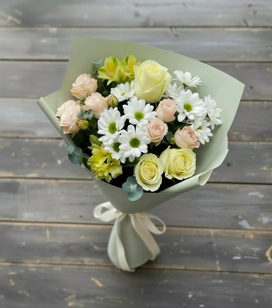 Букет цветов из: Альстромерии, Розы и Хризантемы в Красном Яре Астраханской области