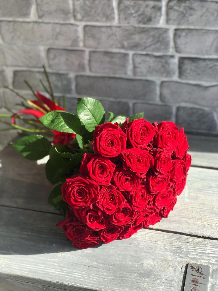 Букет Красные розы Фридом в Красном Яре Астраханской области