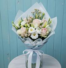 Букет цветов из:  Розы и Лизиантусы #REPLACE_PRED# Красном Яре Астраханской области
