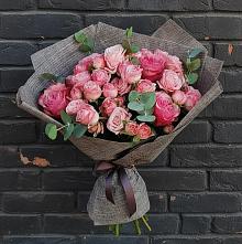 Букет цветов из:  Розы #REPLACE_PRED# Красном Яре Астраханской области